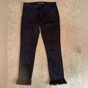 Just Black Denim Capri distressed bottom jeans